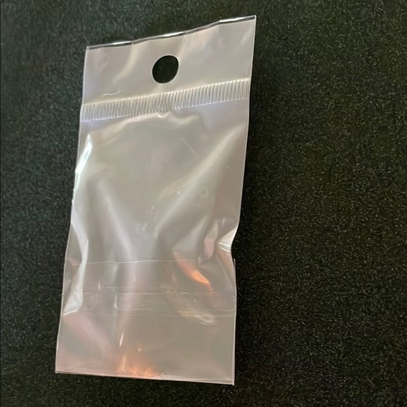 Silver Mom Keychain - Picture 4 of 6